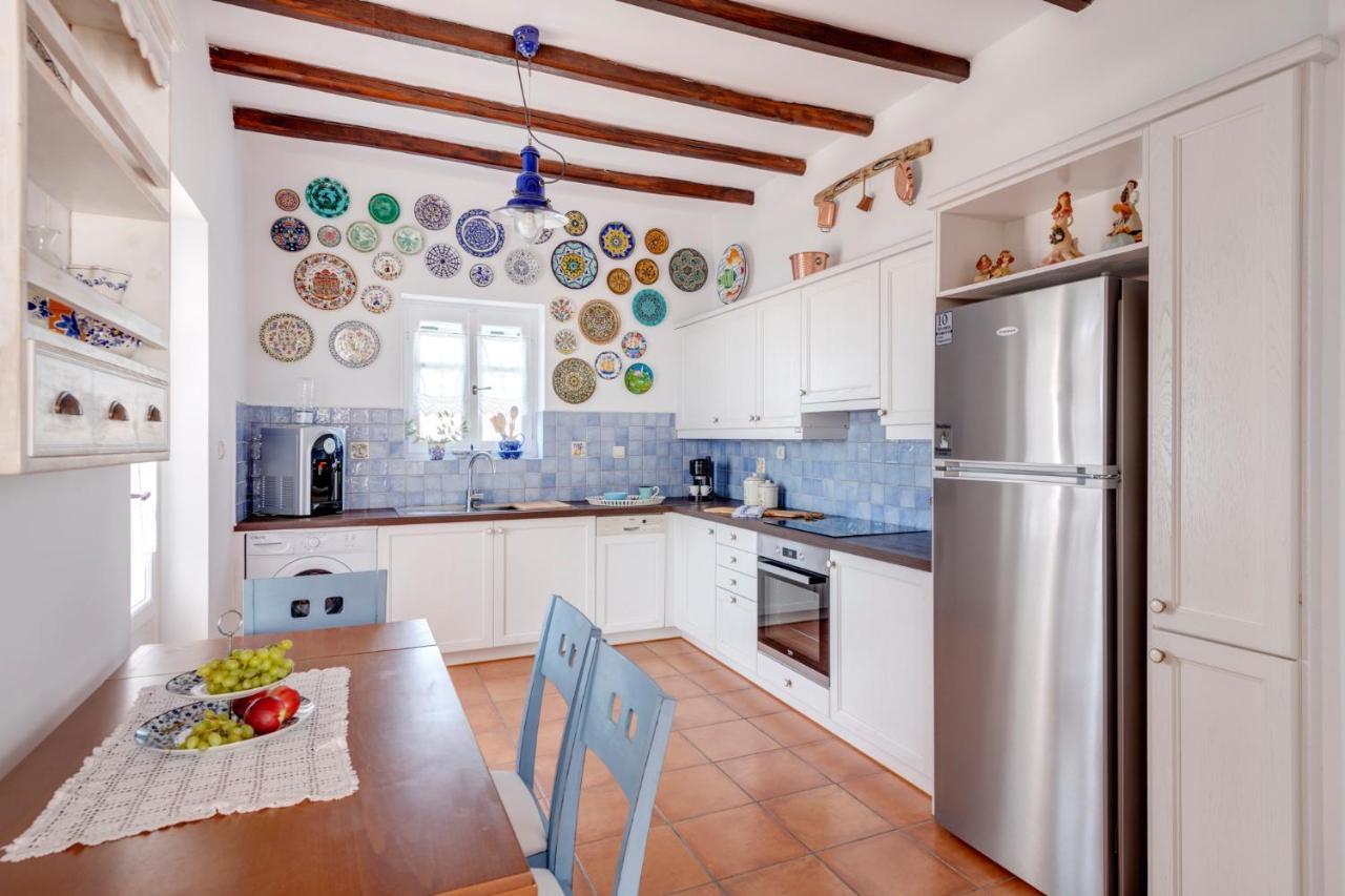 Cycladic Aura - Traditional Holiday Cottage Foinikas Eksteriør billede